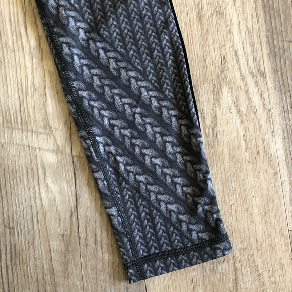 aerie Chill. Play. Move. Rope Braid High Rise Fleece Lined Leggings. - Picture 6 of 9